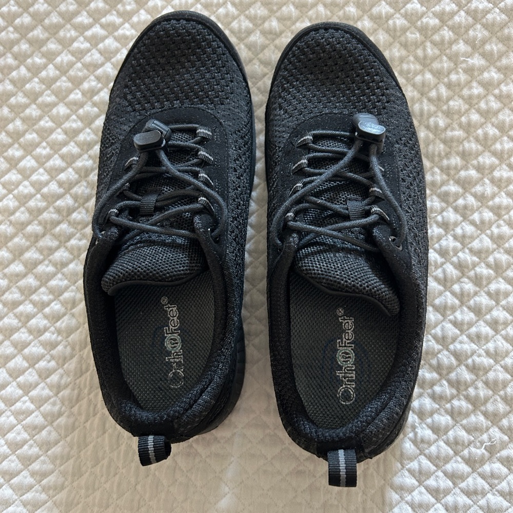OrthoFeet Women’s Shoes - Size 8